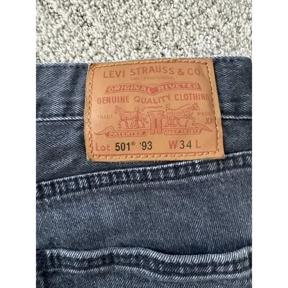 Levi's 501 '93 Women's Cutoff Shorts 7 inch inseam Size 34 - Picture 4 of 8